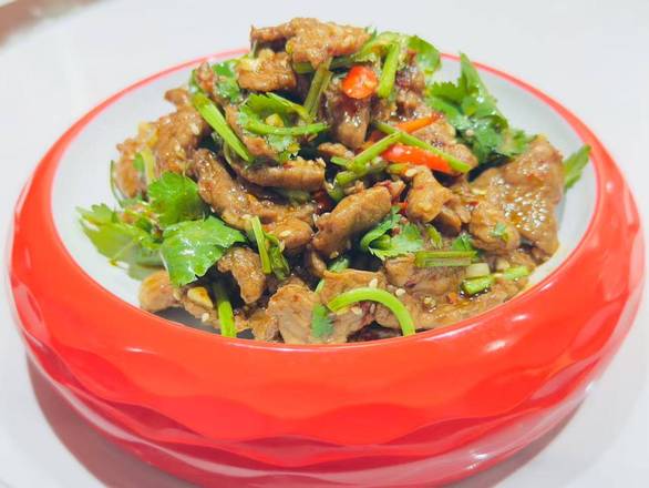 香菜拌牛肉 / Mixed Coriander with Beef